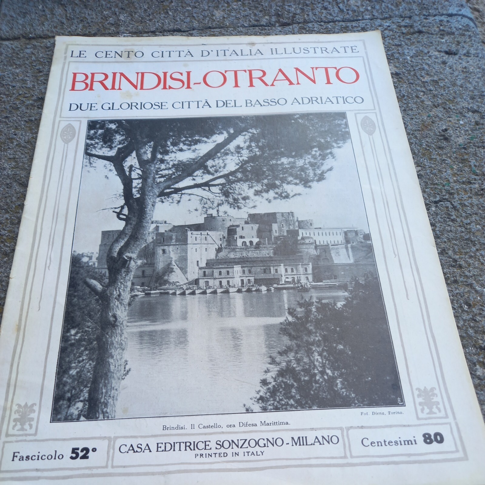 Foto 1 di 2