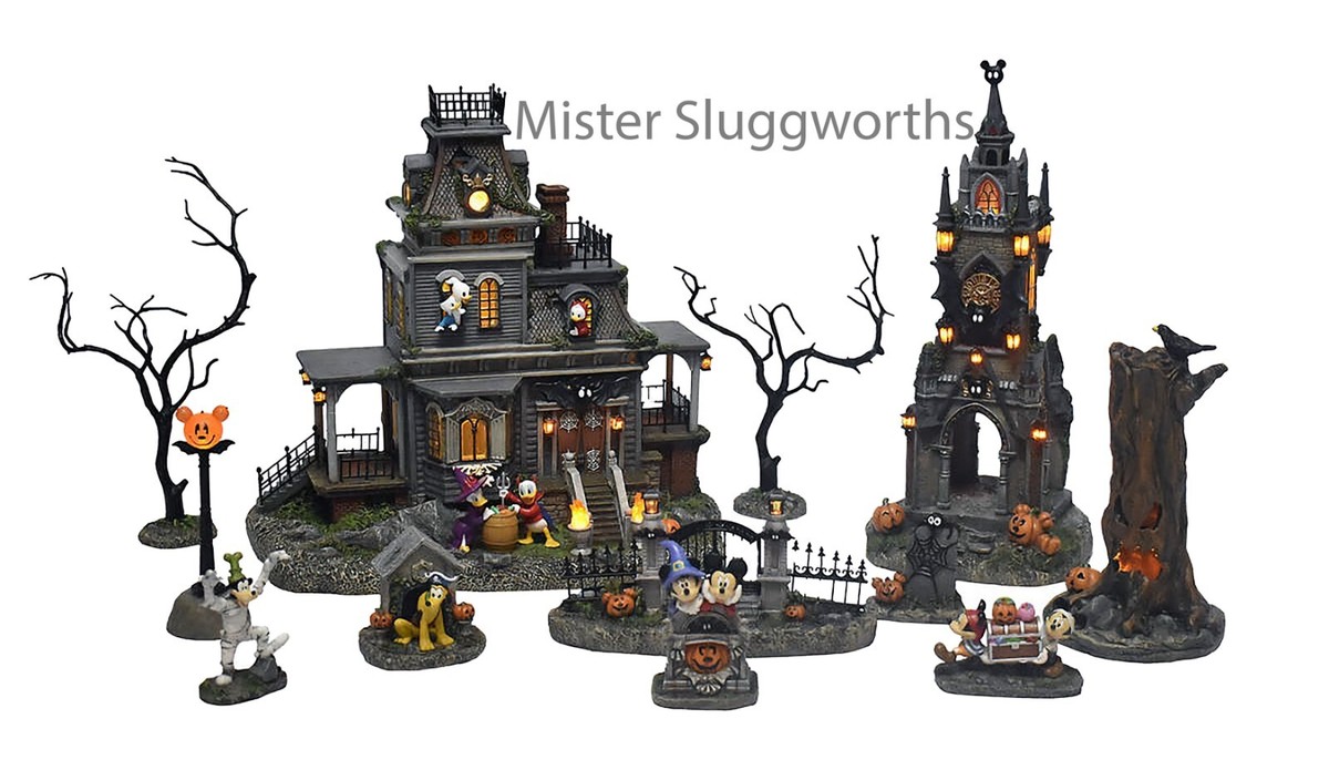 NEW 2022 Disney Mickey Minnie Mouse Halloween Haunted Village 12