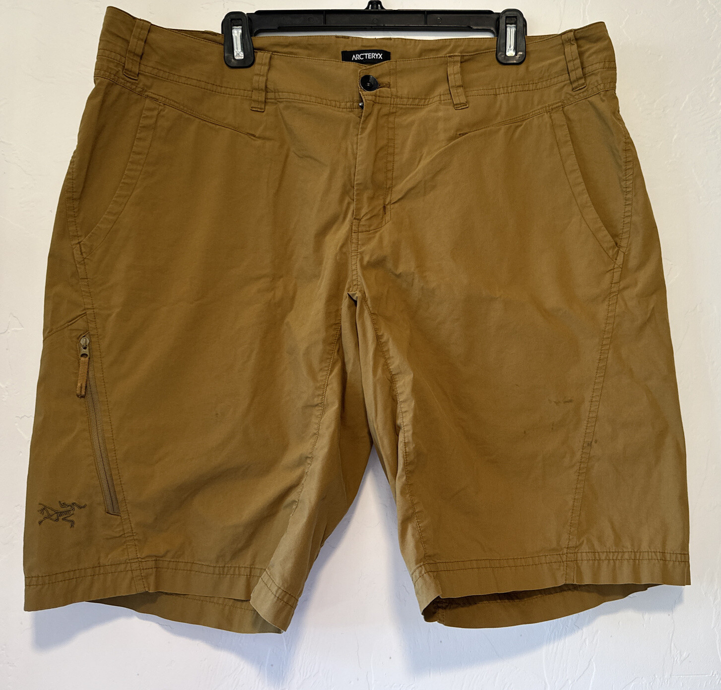ARC'TERYX Pantaloncini da trekking cargo da uomo in cotone aderenti slim cachi scuri taglia 38