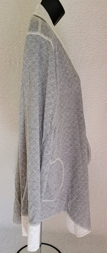 Jockey Womens Cardigan Shirt Top Blouse Size XXL 2XL 2X Large Gray White - Picture 20 of 24