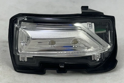 16 - 25 Malibu Rt right Passenger Mirror Turn signal light lamp used OEM Tested
