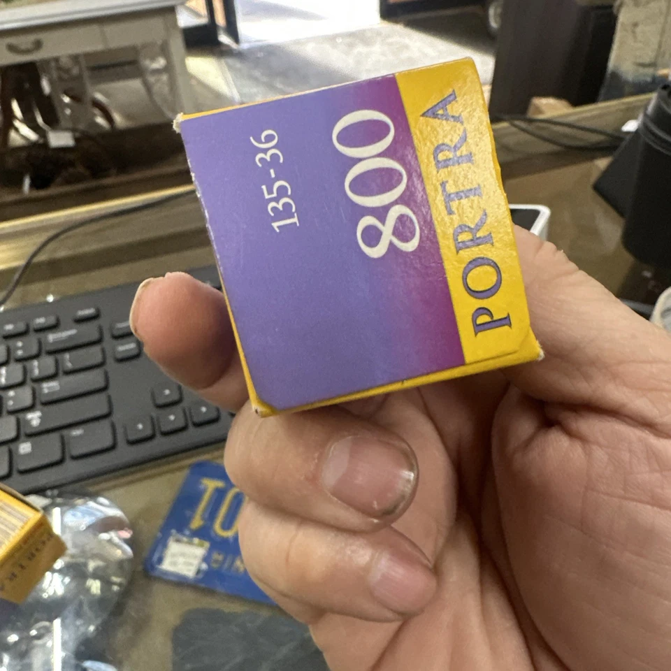 KODAK PORTRA 800 COLOR NEG 35mm/36 exp Film--expired - Image 3 of 4