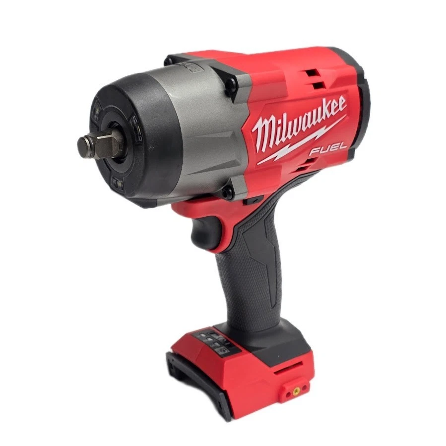 Milwaukee 2967-20 M18 COMBUSTIBLE 1/2" Llave de impacto de alto par con anillo de fricción