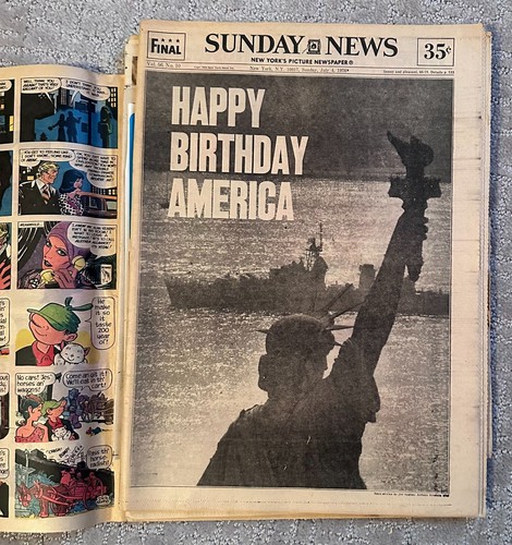 Bicentennial 07, 4, 1976 Historic Newspaper, FULL NY DAILY NEWSPAPER