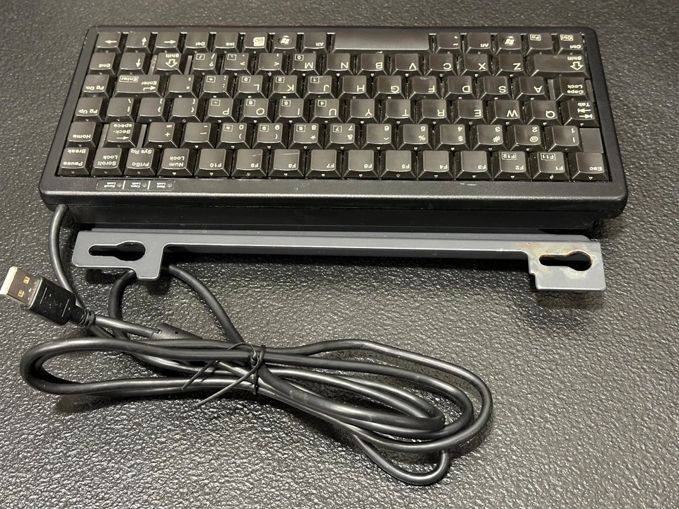 BizHub 423/363/283/223 Cherry ML4100 USB Keyboard with Bracket - Image 3 of 4