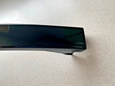 00-05 BMW 745i 750i E65 ~ LEFT REAR LIGHT LOWER TRIM ~ 51127156771 