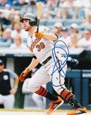 RENATO NUNEZ   BALTIMORE ORIOLES   ACTION SIGNED 8x10