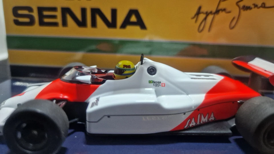 McLaren Ford MP4-1C Ayrton Senna Silverstone Test 1983 1/43 Minichamps 540834307 - Bild 4 von 4