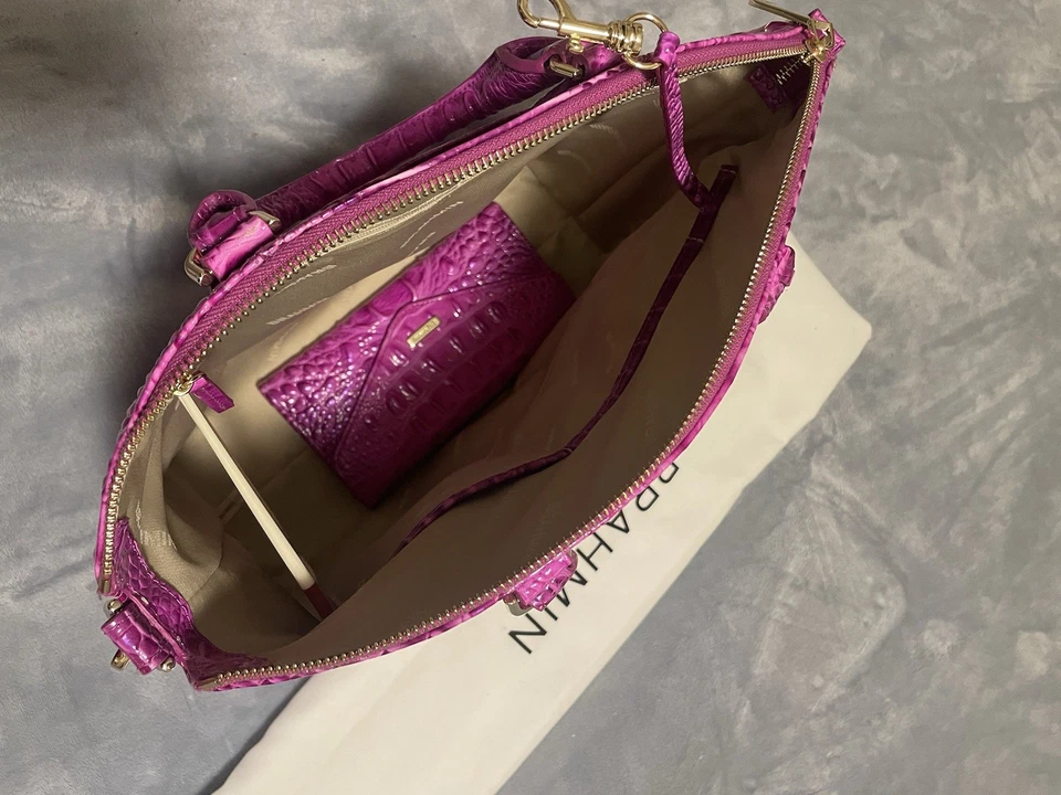 Hermoso Bolso de Mano de Cuero Brahmán Rosa y Cartera a Juego Foto 3 de 4
