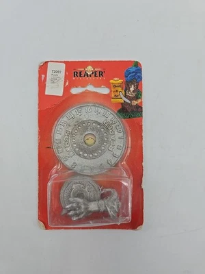 Reaper Miniatures 72007 Unpainted Hit Point Counter Claw Hand W/ Crystal New HM1 - Photo 1/4
