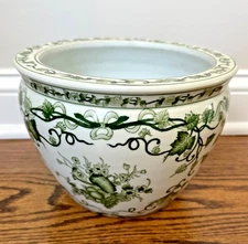 Beautiful Classic 9" Planter Pot w Floral Garden Motif - Excellent Condition