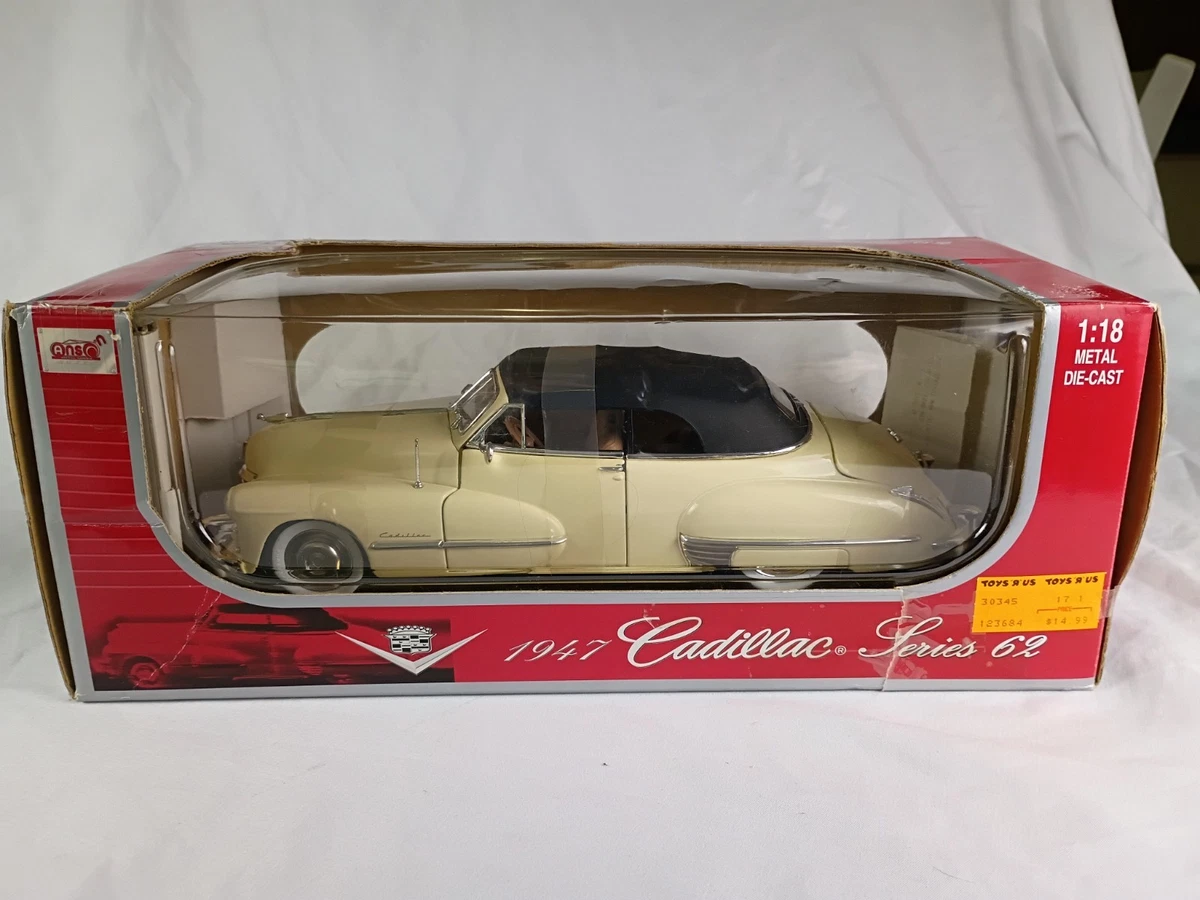 1947 キャデラック ゴールド　金色　1/18 ミニカー 25+ Anson Cadillac 1:18 Scale Diecast & Toy Vehicles for sale