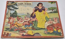 Walt Disney's Snow White And The Seven Dwarfs Puzzle 14" x 11" Jaymar 1952