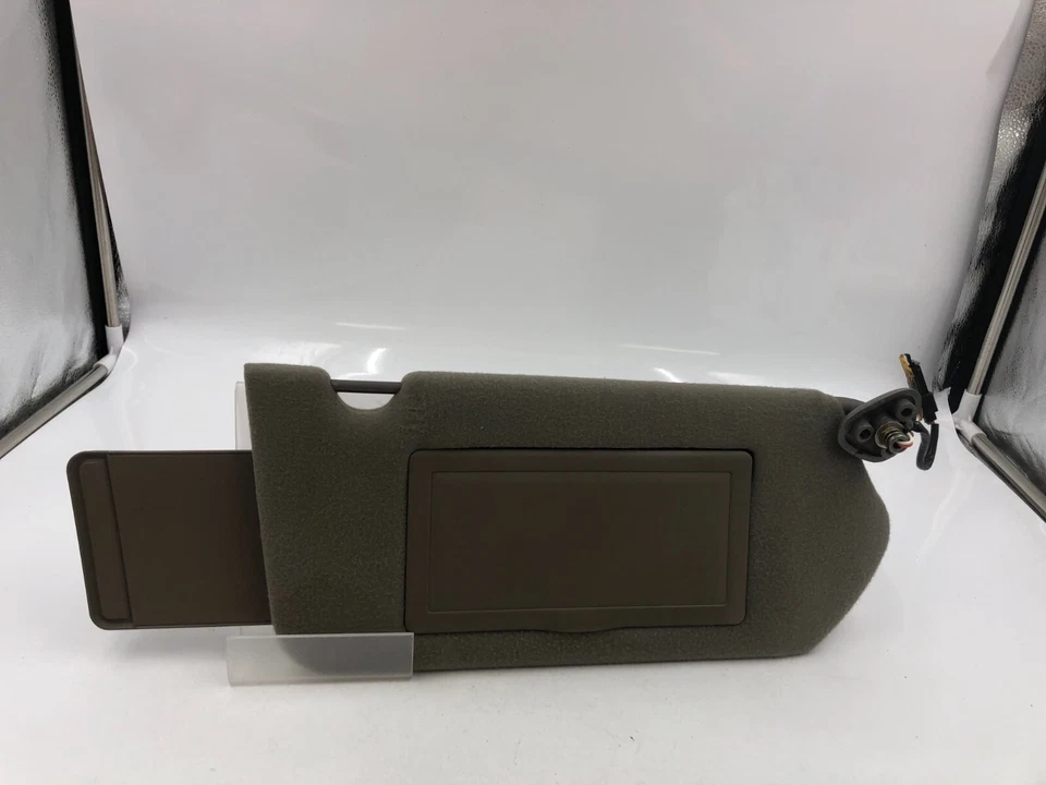 Parasol para pasajeros Chevrolet Impala 2000-2005 gris iluminado OEM E01B18034 Foto 4 de 4