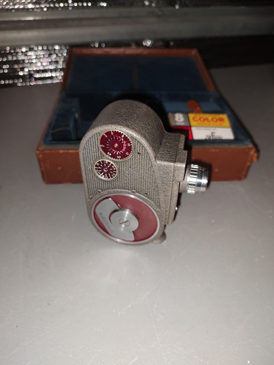 Bell & Howell 8mm Film Model 134 Turret Windup Camera w Film