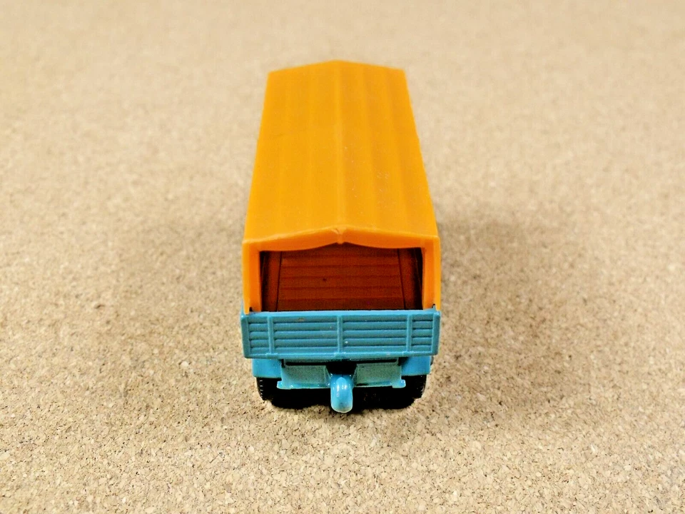 OLD VINTAGE LESNEY MATCHBOX # 2 MERCEDES TRAILER - Image 4 of 4