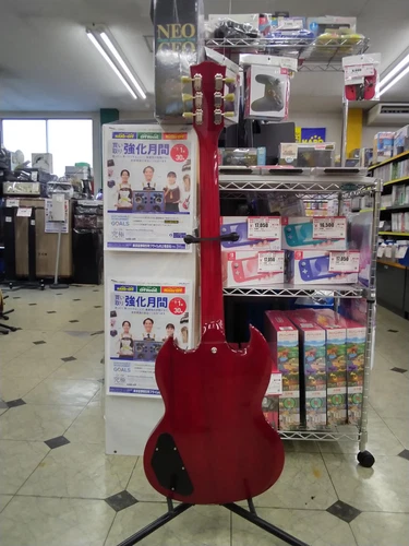Tokai SG136 Electric Guitar - Rosewood Fretboard, Powerful Tone - Used - Picture 12 of 13