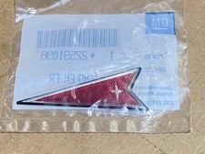 GM 22591098 Front Fascia Bumper Emblem -- 199...