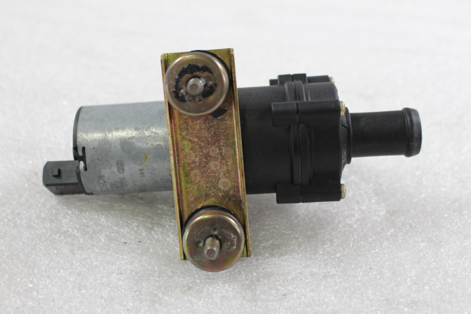 Ferrari 360 Auxiliary water pump P/N 65460300
