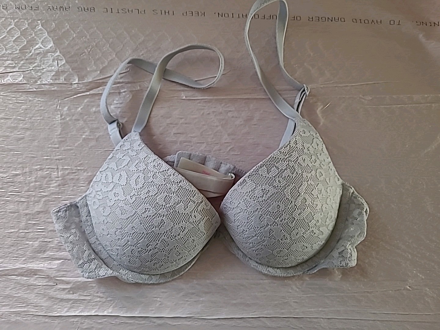 Women's Victoria Secret Bra Pushup Under Wire Size 32A Grey