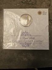 SEALED 2015 &pound;5 COIN IN ROYAL MINT CARD PACK THE ROYAL BIRTH PRINCESS CHARLOTTE