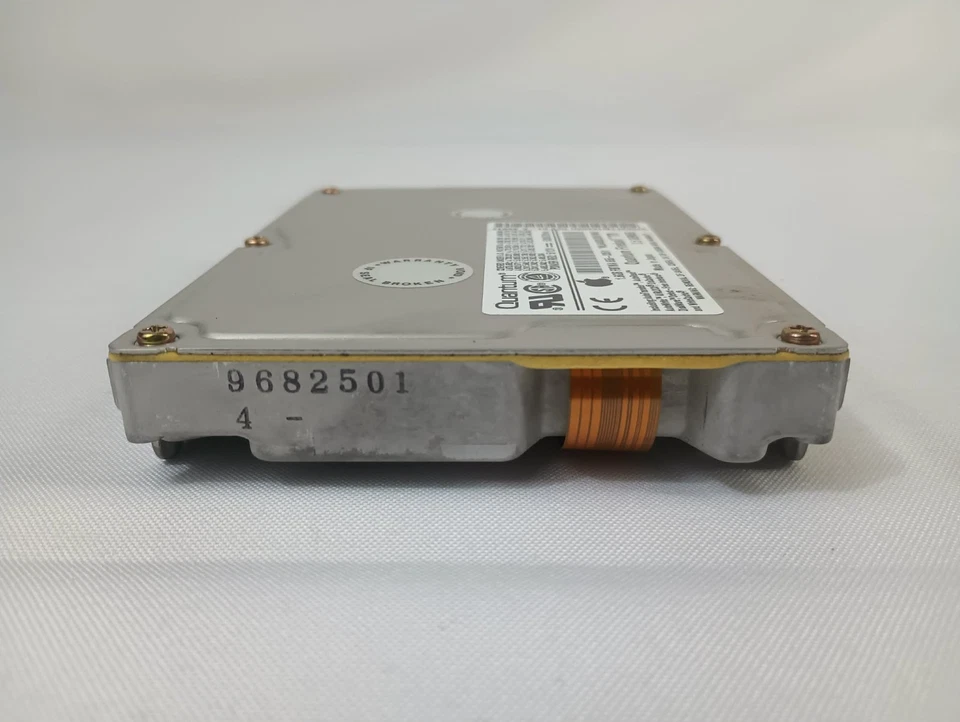 Vintage apple Hard drive 1.6GB Quantum Fireball 3.5 series TM17A012 Macintosh - Image 3 of 4