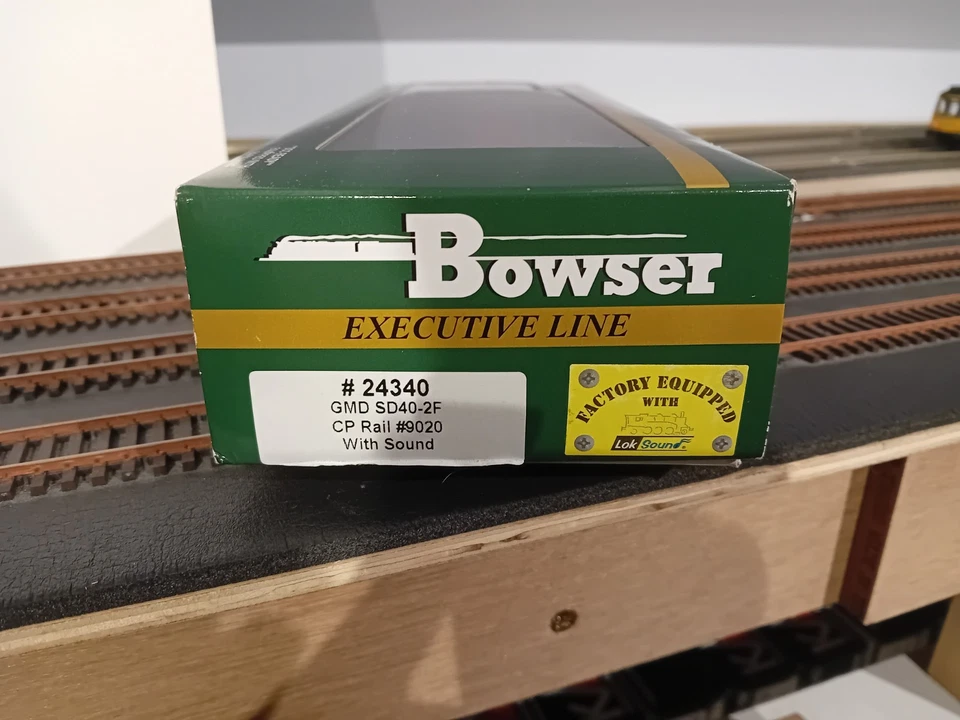 Bowser GMD SD40-2F With Factory Fitted Sound - CP - CP Rail - HO Scale - Image 4 of 4