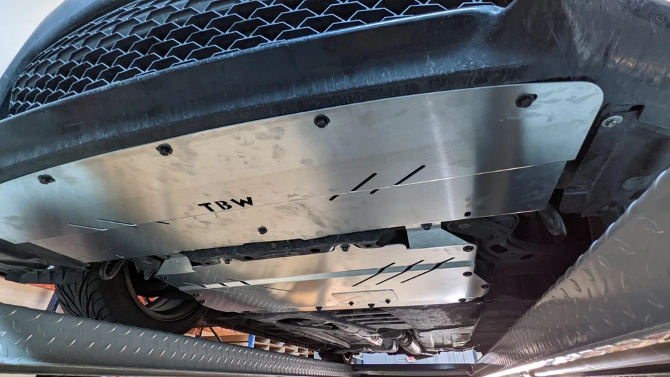 Cubierta antideslizante de aluminio debajo del motor para Subaru BRZ y Scion FR-S Foto 4 de 4