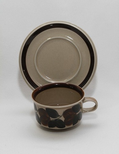 Troubadour 4 Rouja ARABIA OF FINLAND Vintage 4 Flat Cup mug And Saucers Set - Picture 3 of 4