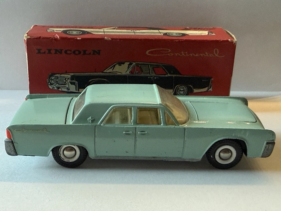 Tekno Denmark 829 Lincoln Continental 1/43 Scale - Image 2 of 4