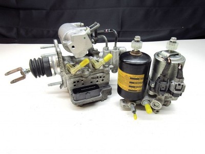 Toyota Prius ZVW30 ABS Anti Lock Control Actuator Brake Booster Pump Modulator