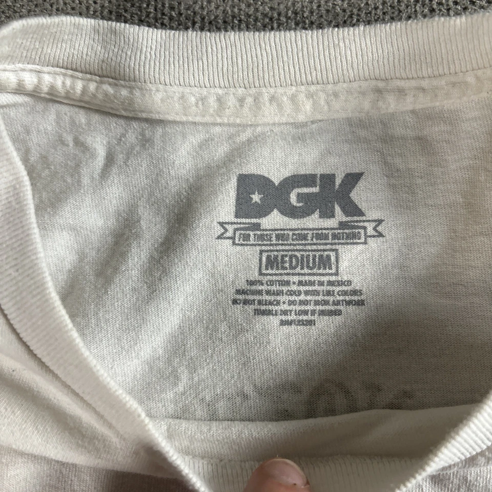 Camisa DGK Para Hombre Mediana Blanca Nuestra Señora de Guadalupe Virgen María Gráfico Rosa Patín Foto 4 de 4