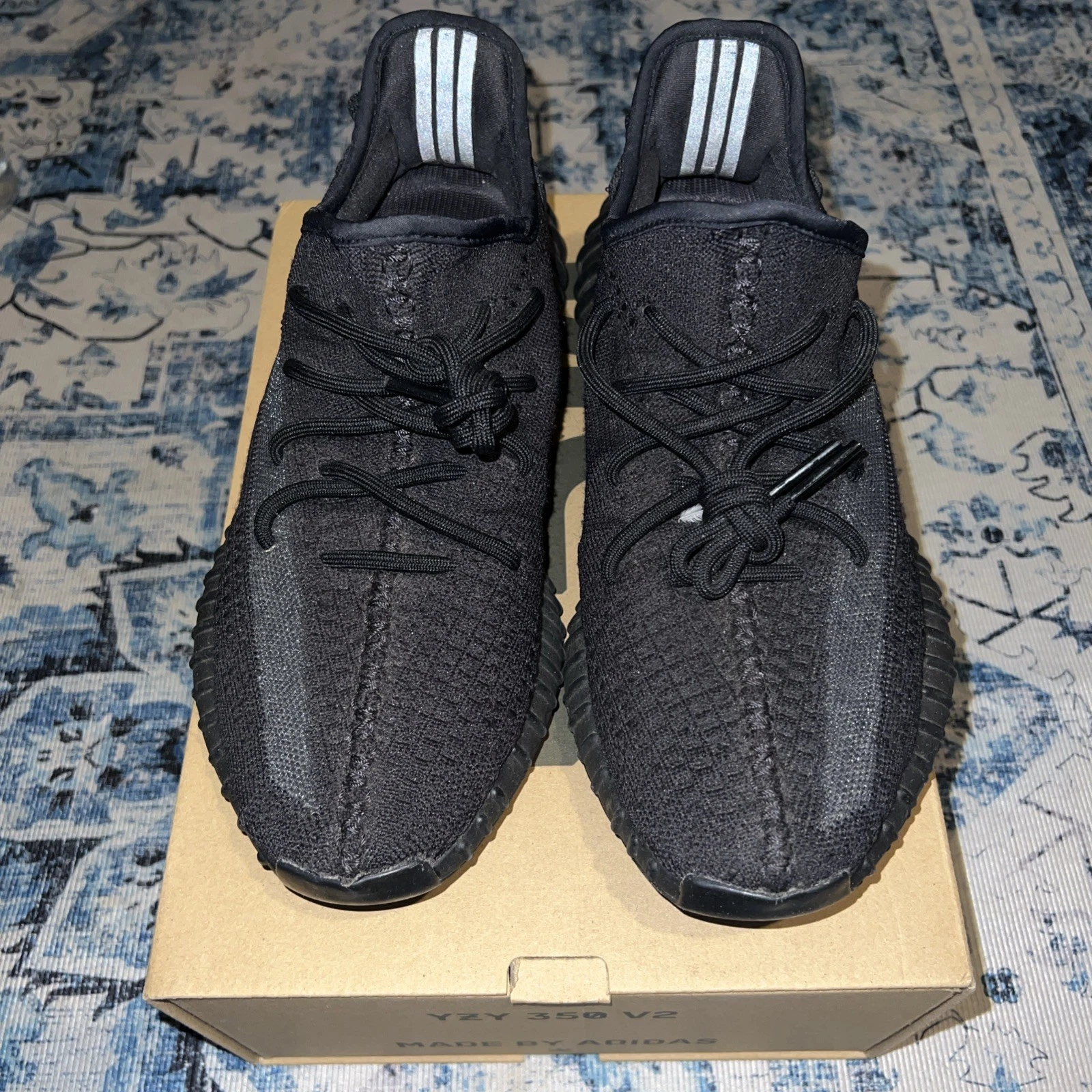 Taglia 10 Adidas Yeezy Boost 350 V2 Low Onyx