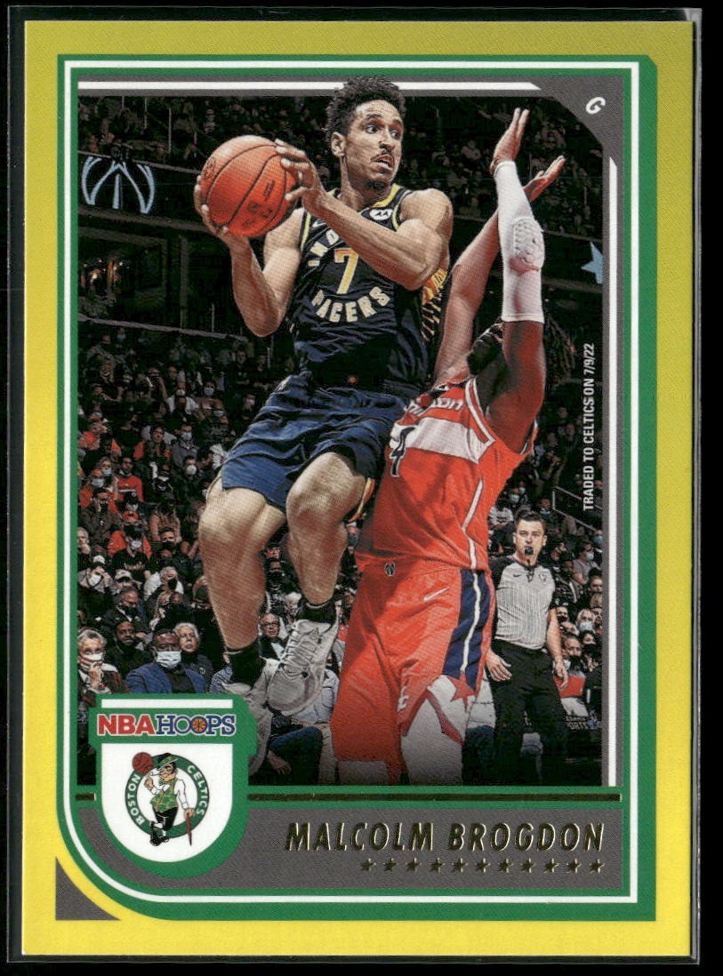 2022-23 Hoops #54 Malcolm Brogdon Yellow