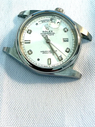 ROLEX OYSTER PERPETUAL DATE  FOR PARTS OR REPAIR, NOT AUTHENTICATED