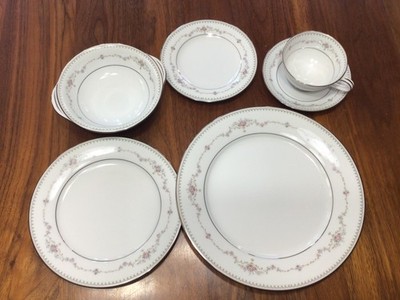 Noritake China Fairmont 6102  |3 piece Set|  3 Plates,  MINT