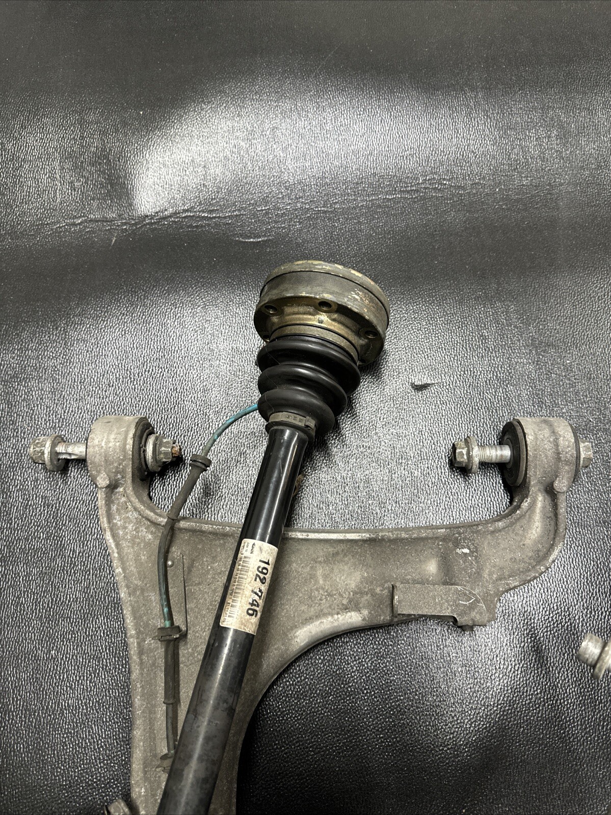 Maserati GranTurismo 2008 REAR+LEFT Steering knuckle