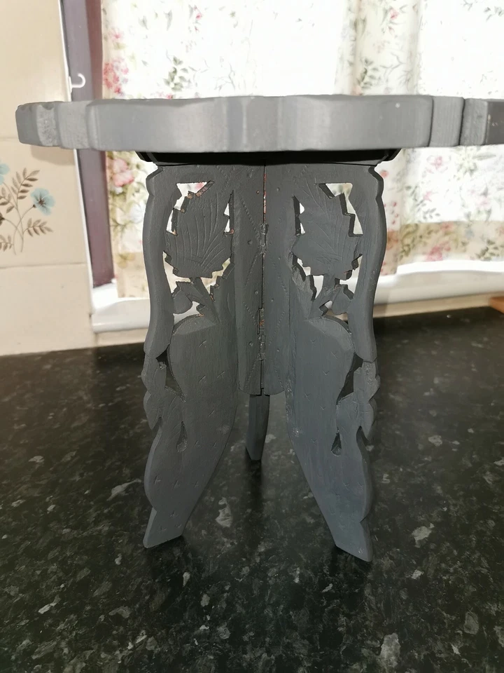 TABLE D'APPOINT BOIS SHEESHAM MANGO SCULPTÉE INDIENNE EN BALUSTRADES F&B - Photo 2/4