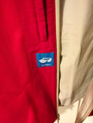 Escada sportjacke in Größe S. Außen Farbe Beige Innenfutter rot mit Außen und in