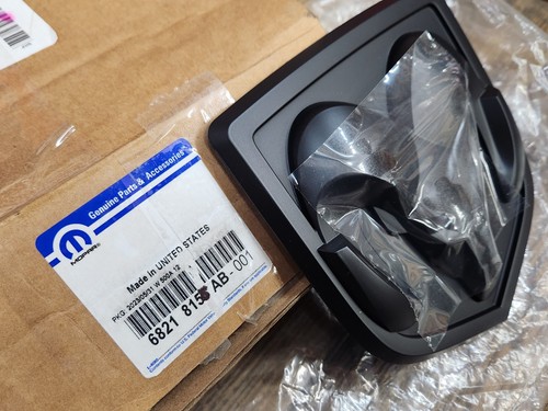 OEM NEW 2013-2024 RAM 1500 13-18 2500 3500 TAILGATE RAMS HEAD EMBLEM MATT BLACK - Picture 5 of 14