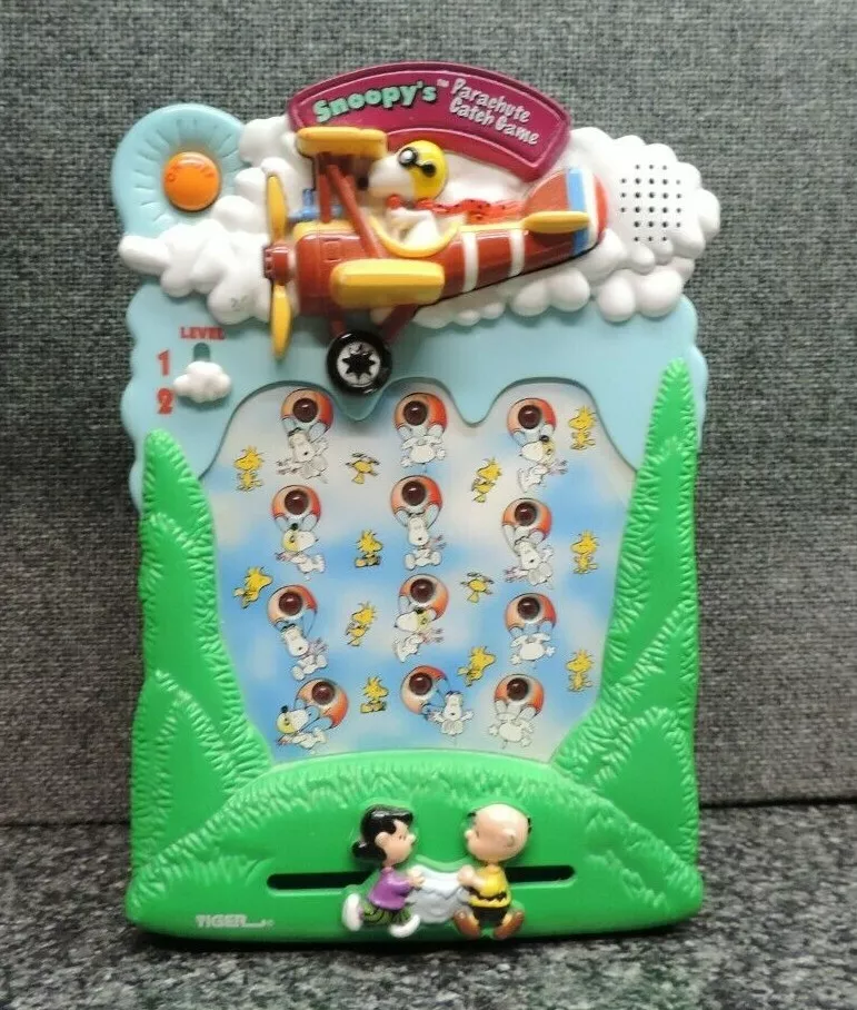 Tiger Snoopy's Parachute Catch Game Works Great 1999 Schulz Charlie Brown's  Dog