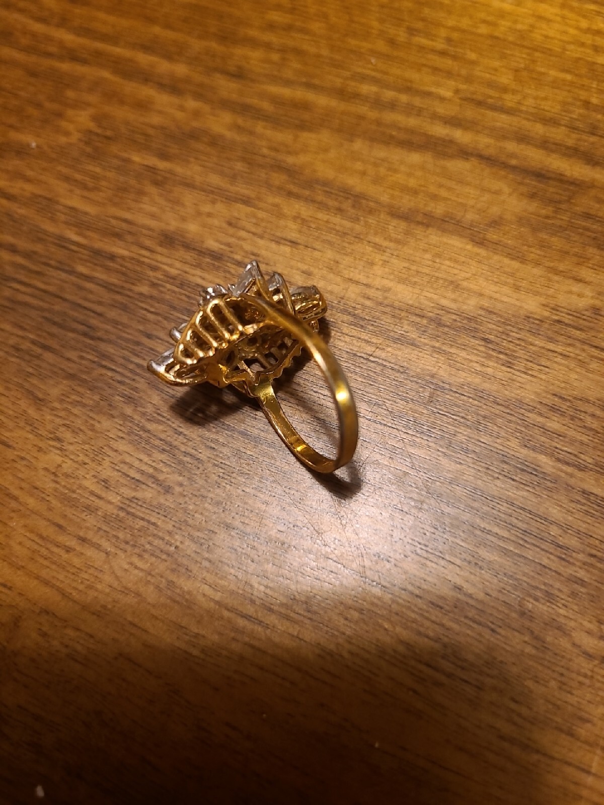 18k G.E. Diamond Simulated Ring - image 6