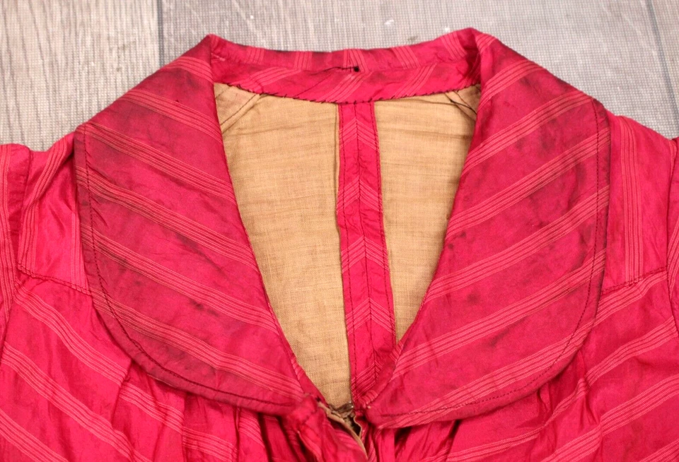 Chaqueta de seda rosa oscuro XXS antigua eduardiana de finales de 1800 principios de 1900 de colección para mujer Foto 4 de 4