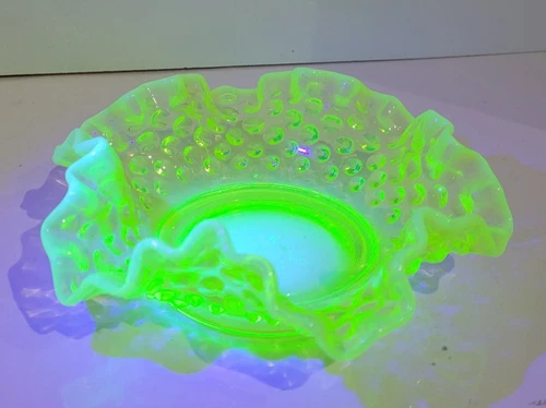 Vintage Fenton Topaz Opalescent Hobnail Bonbon Dish