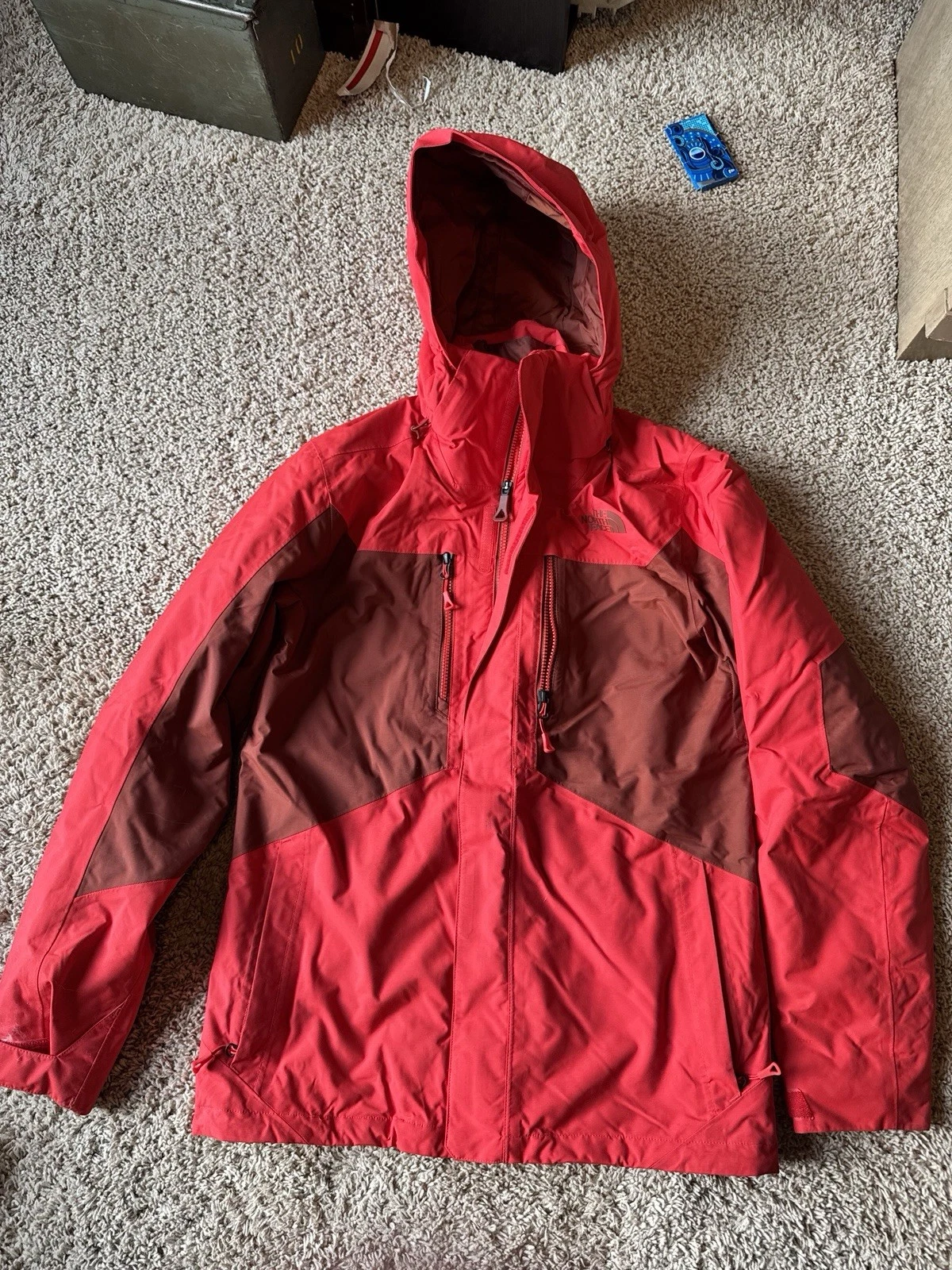 The North Face 3-in-1 Jacket - Size Small - Removable Liner & Waterproof Shell