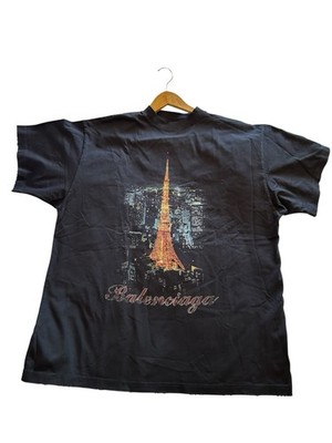 BALENCIAGA schwarzes T-SHIRT Ginza Tower Tokyo Flaggschiff Limited Edition