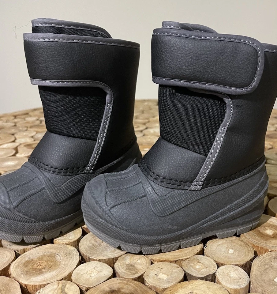 Cat & Jack "Bebé" Niños ThermoLite Impermeable Lenny Botas Exterior Negras TALLA 6 NUEVAS Foto 2 de 4