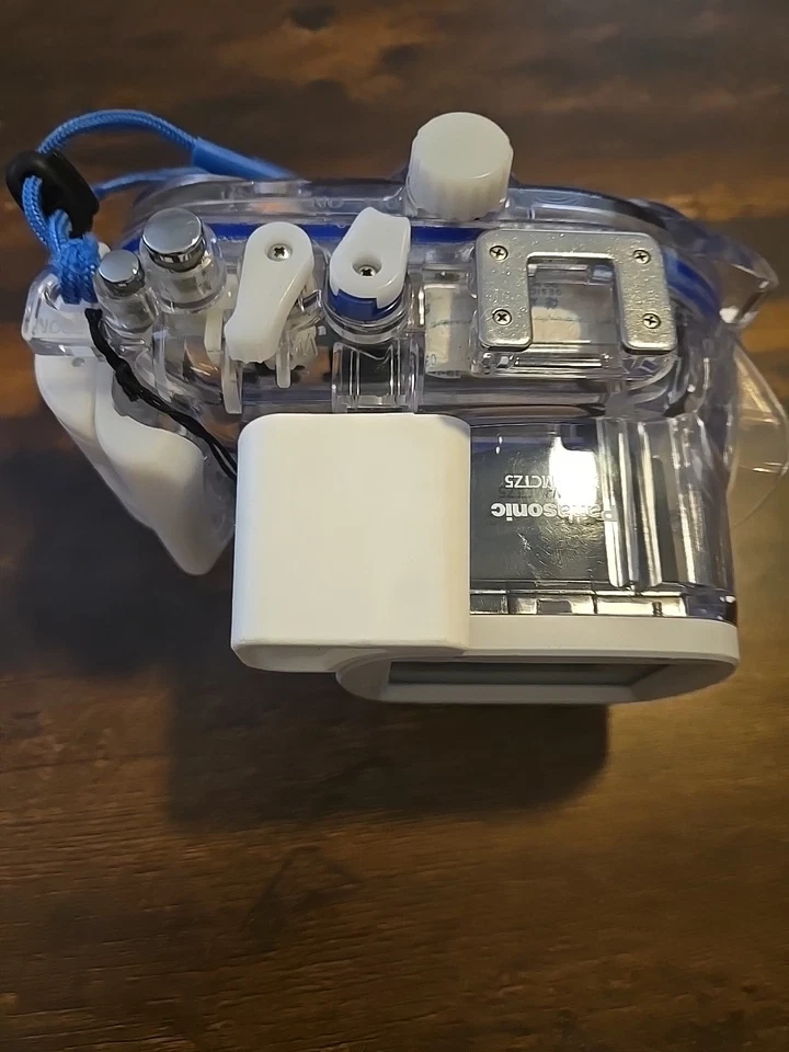 Panasonic DMW-MCTZ5 Lumix Estuche Marino Impermeable Cámara Subacuática 40m Lumix Foto 3 de 4