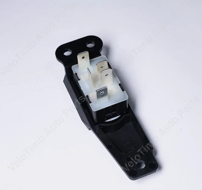 Right Power Window Switch For Ferrari F430  P/N:67970400 - Image 3 of 4