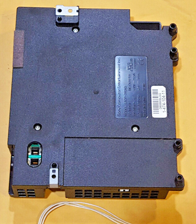 OEM Sony PlayStation 3 Ps3 Power Supply EADP-300AB 3pin CECHK01